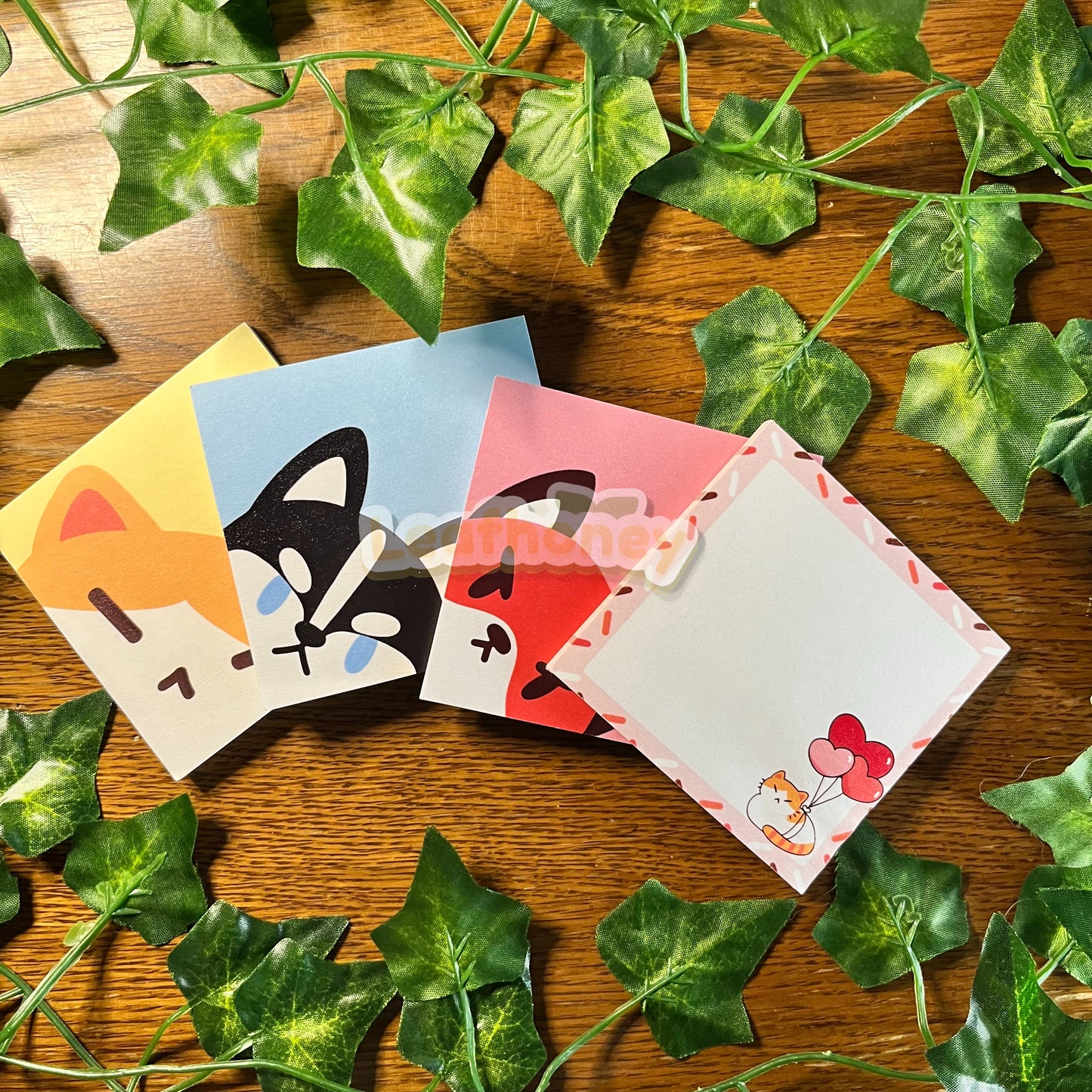 Peeking Omu & Friends Sticky Notes